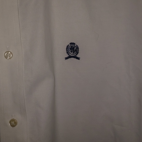 Tommy Hilfiger white buttondown with blue inside - Picture 3 of 4